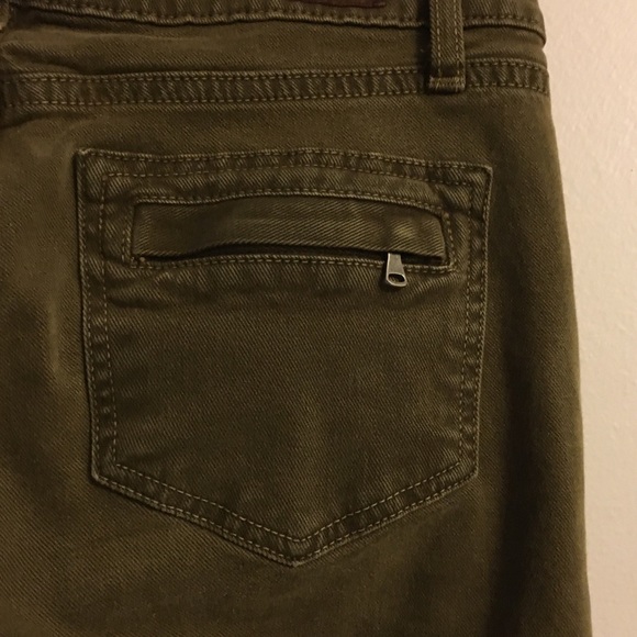 PAIGE ARMY GREEN ZIP-LEG MARLEY JEANS—LIKE NEW!!! - Picture 7 of 8